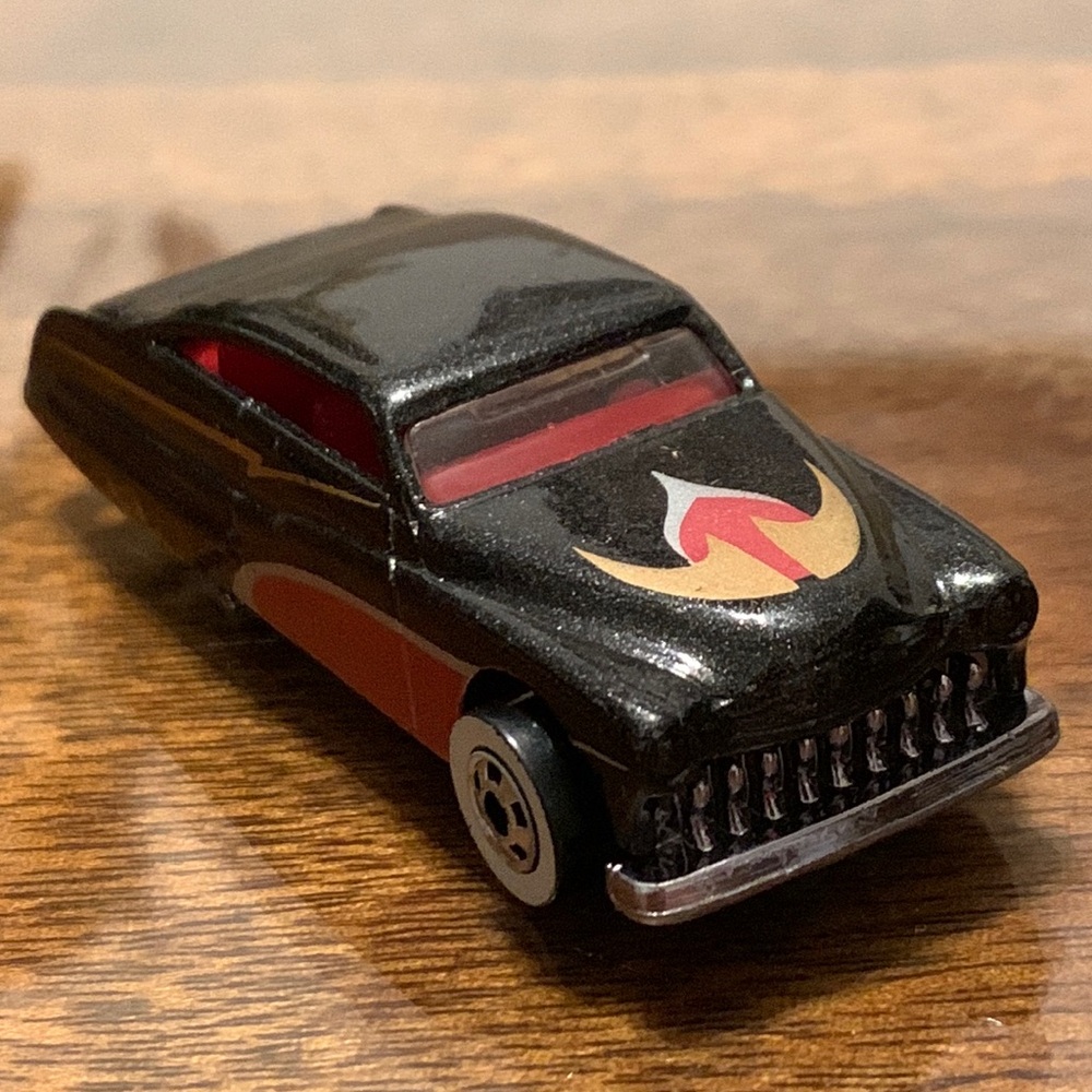 Steel Stamp Series 1995 Hot Wheels Purple Passion 1951 Mercury Diecast Metal Car